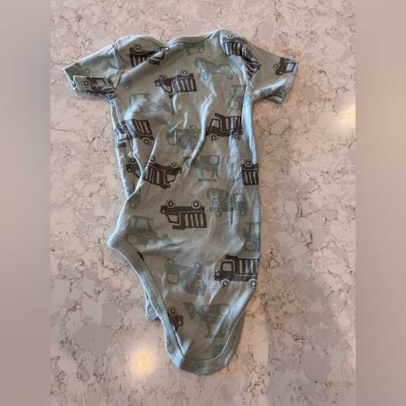 Simple Joys by Carters - 24mos - Kids One Piece with Truck Print - Picture 5 of 5